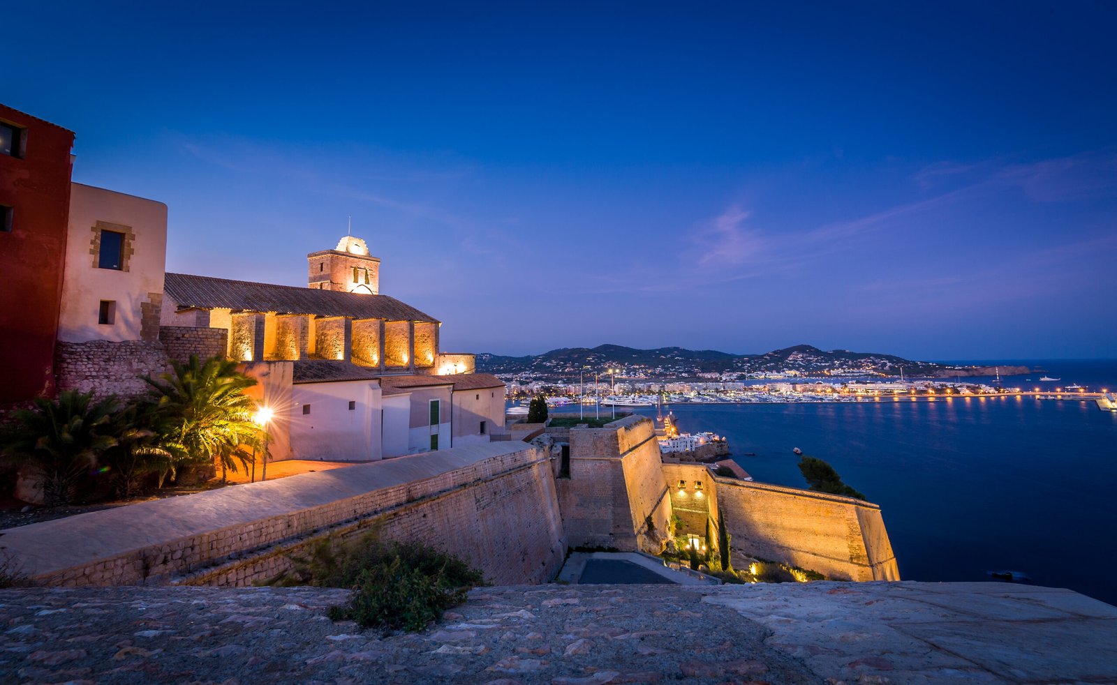 Descubre los mejores miradores de Ibiza