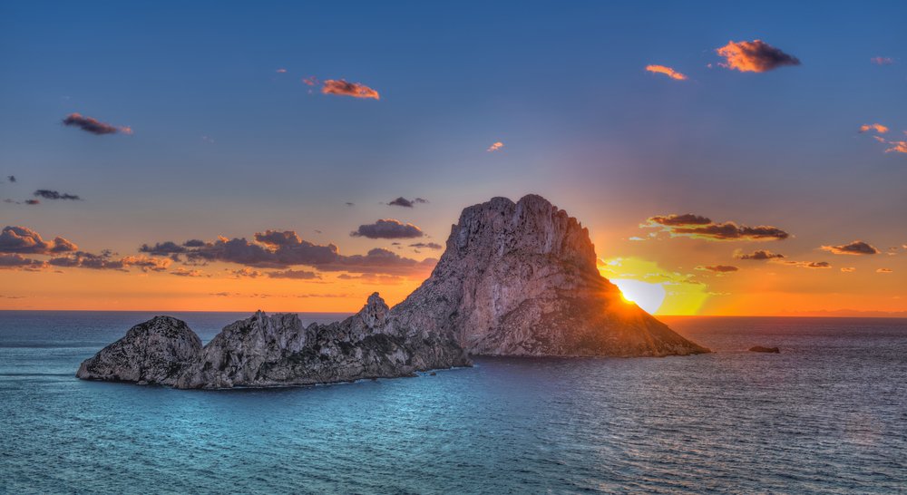 62 islotes rodean a la isla de Ibiza