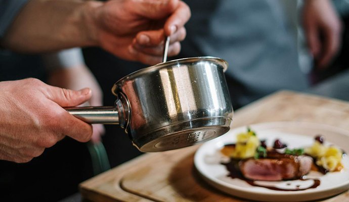 Ruta gastronómica por Ibiza: qué comer y dónde parar con tu coche